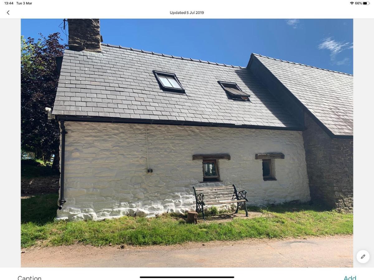 Ty Fferm Hen, Ancient Farmhouse, Coity Bach Talybont-on-Usk Eksteriør bilde